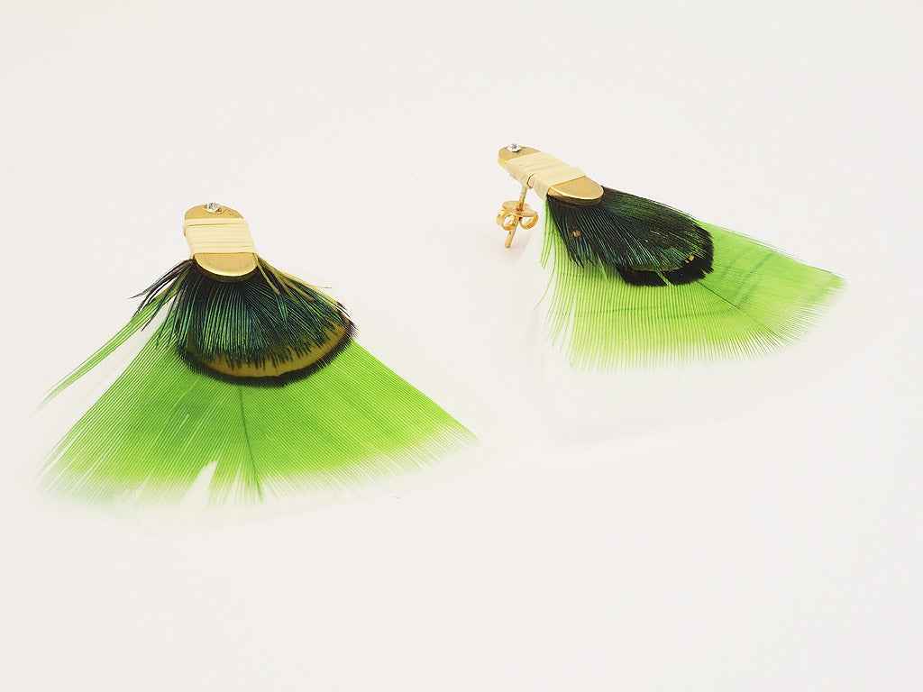 Pendientes plumas naturales verde y blanco