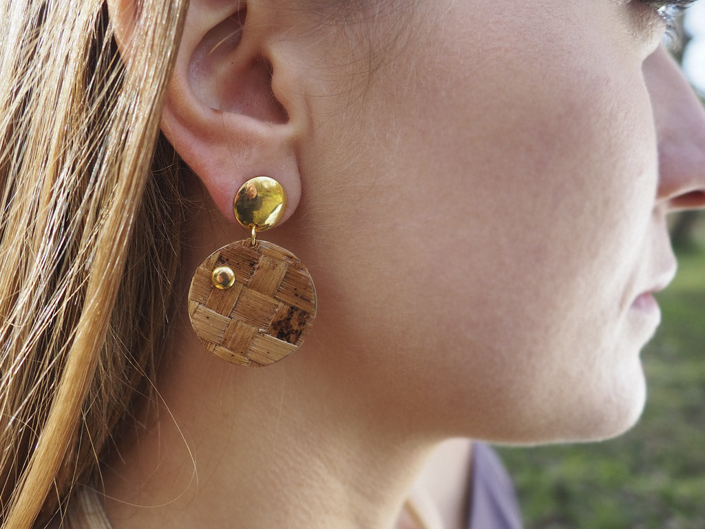 Pendientes esfera trenzada platanera