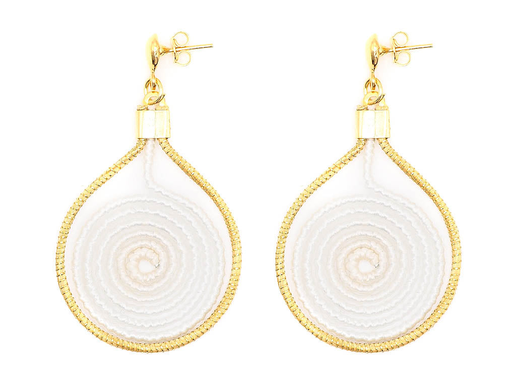 Pendientes Mediterráneo Blanco Dorado lagoabcn capim dourado oro vegetal pendientes blanco